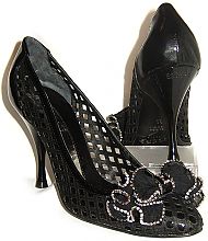   Essere 9838 (/ /). : 286 € / 12703 . / 303 $ / 0 .