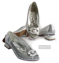   Conni 3140 (/ /). : 252 € / 11207 . / 268 $ / 0 .
